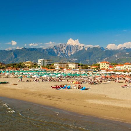 Il Gladiolo - Focette 100Mt From Sea - Happy Rentals Marina di Pietrasanta Bagian luar foto